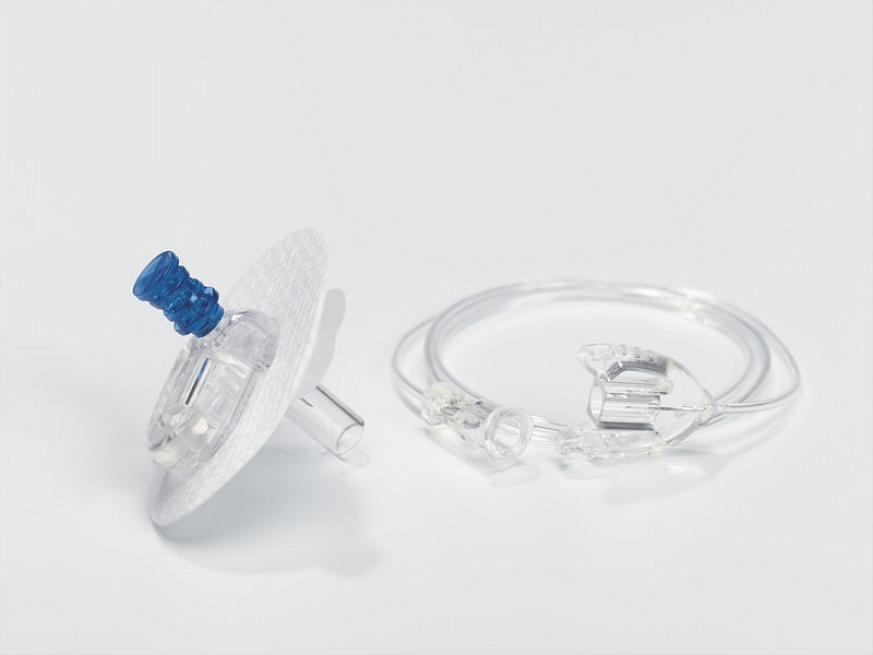 Accu-Chek Flexlink, infusionssæt med vinkelret kanyle, blød, steril, 8 mm kanyle, 60 cm slange