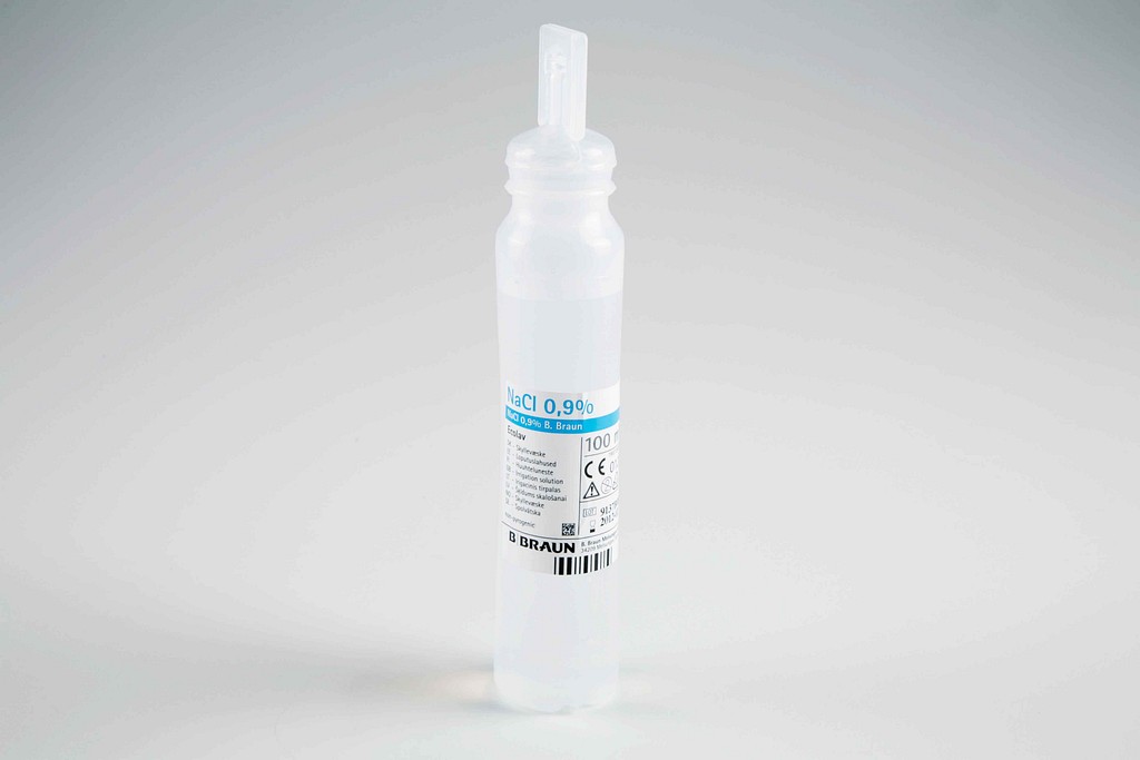 Saltvand, NaCl 0,9 %, flaske m. knæk studs, steril, 100 ml