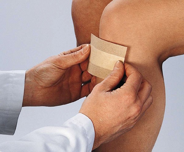 Curaplast, plaster med kompres, beige, 6 cm x 10 cm
