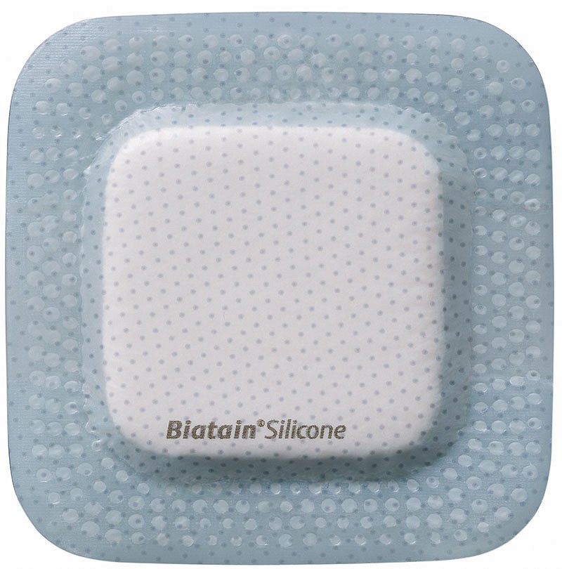 Biatain Silicone, border med silikone, steril, 7,5 cm x 7,5 cm, skumstr. 4,5 x 4,5 cm