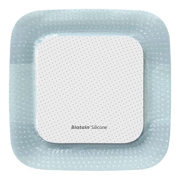 Biatain Silicone, border med silikone, steril, 10 cm x 10 cm, skumstr. 6,5 x 6,5 cm
