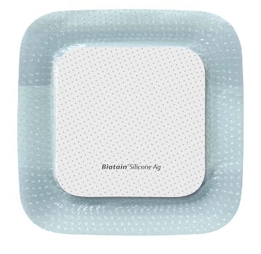 Biatain Silicone Ag, skumbandage m. klæb, steril, 10 cm x 10 cm, skumstr. 6,5 x 6,5 cm