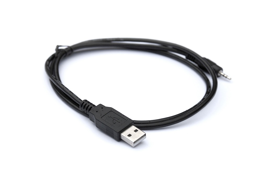 GlucoMen, USB Areo kabel