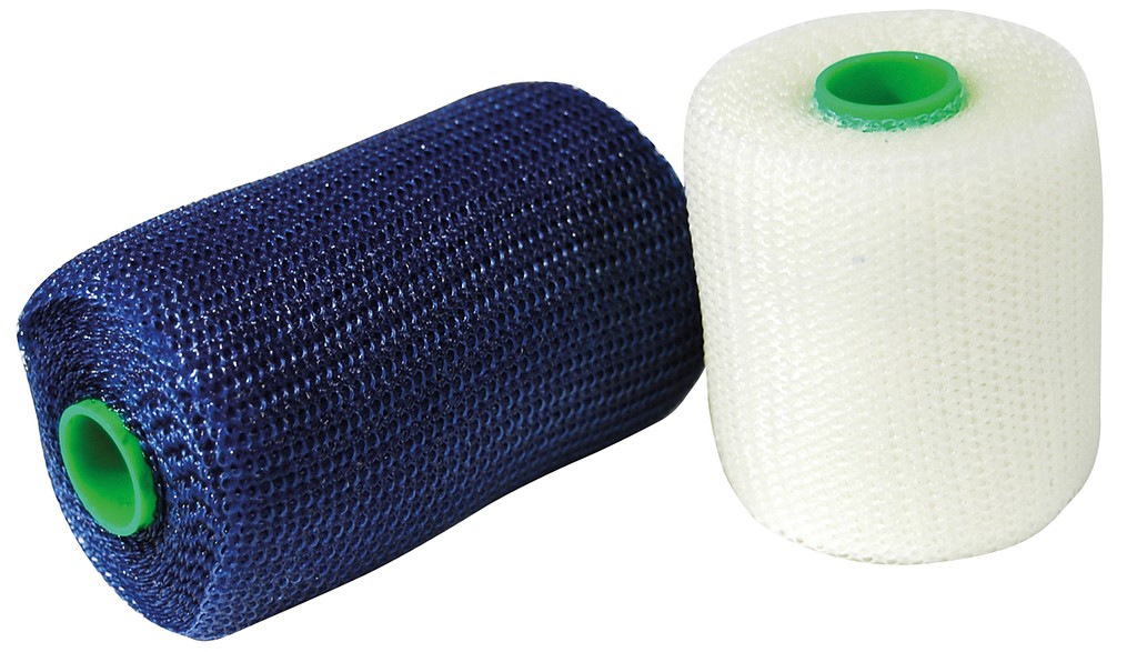 Cellacast Soft synteettinen pehmytkipsi punainen 7,5 cm x 3,6 m