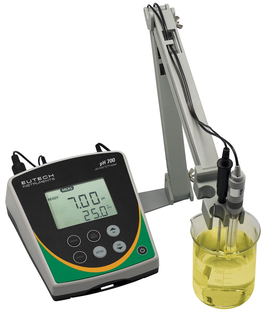 Eutech PC 700 -yhdistelmämittari + elektrodit
