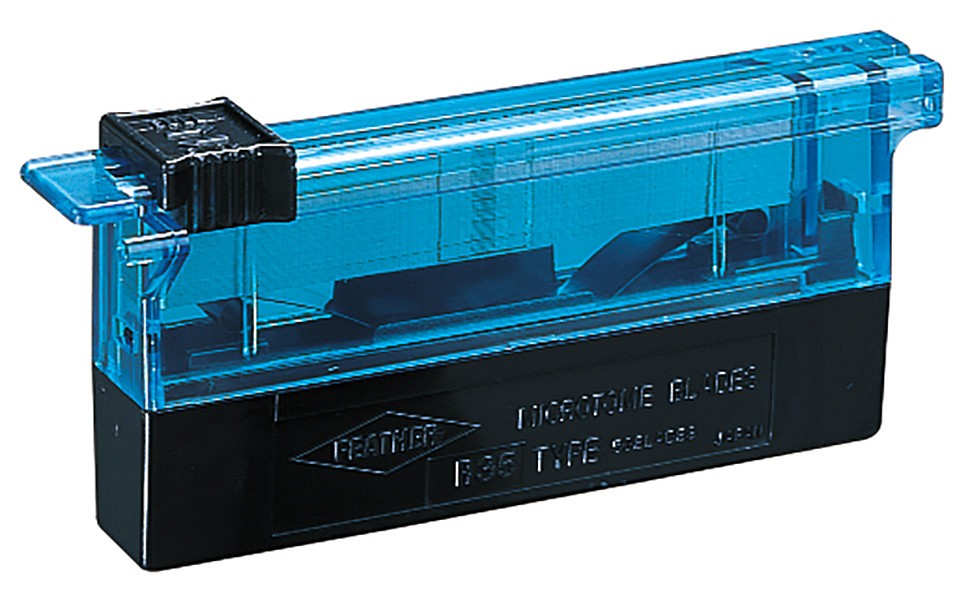 Mikrotomiveitsen terä kk Feather R-35