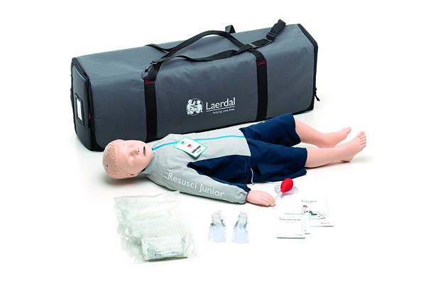 Lærdal dukke Resusci Junior QCPR i bag
