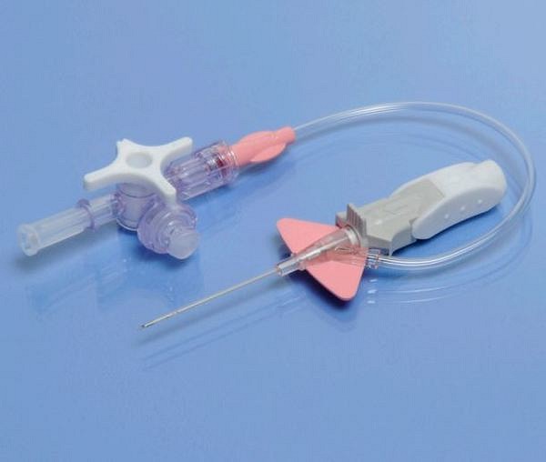 PVK Nexiva 0,9x25mm blå. Steril, slutet med trevägskran stickskyddad