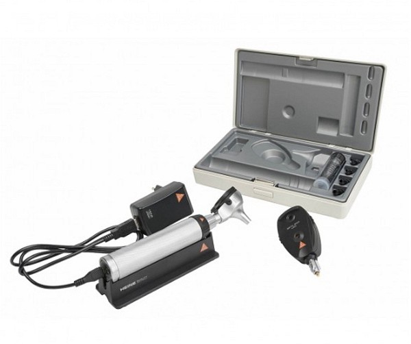 Oto-oftalmoskopset heine beta200led beta 4 usb handtag