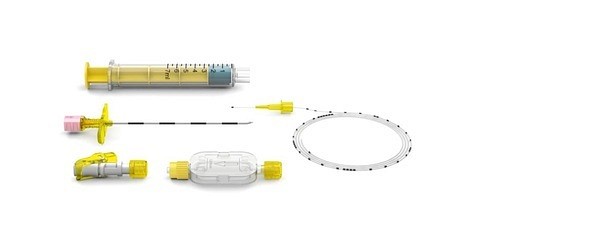 EpiLong II Set NrFit 19G x 50mm Tuohy nål, 23G x 50cm EpiLong II katerter med tre laterala öppningar, LOR spruta Slip, Clamping Adapter , Filter